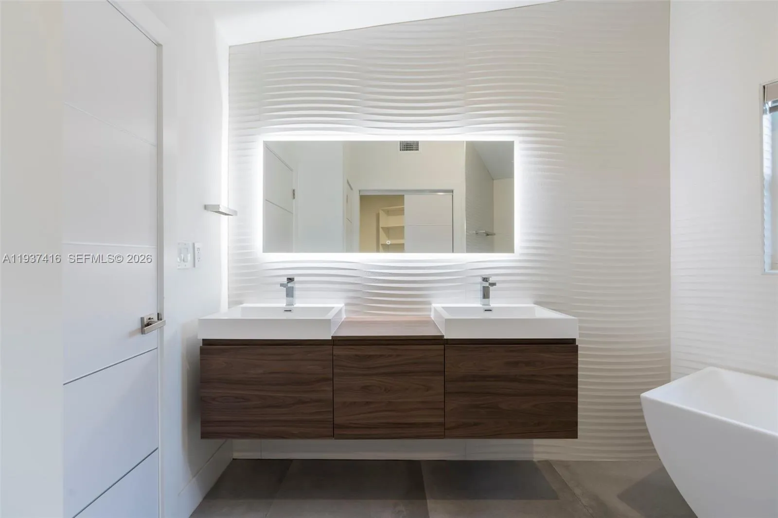 Property photo 46