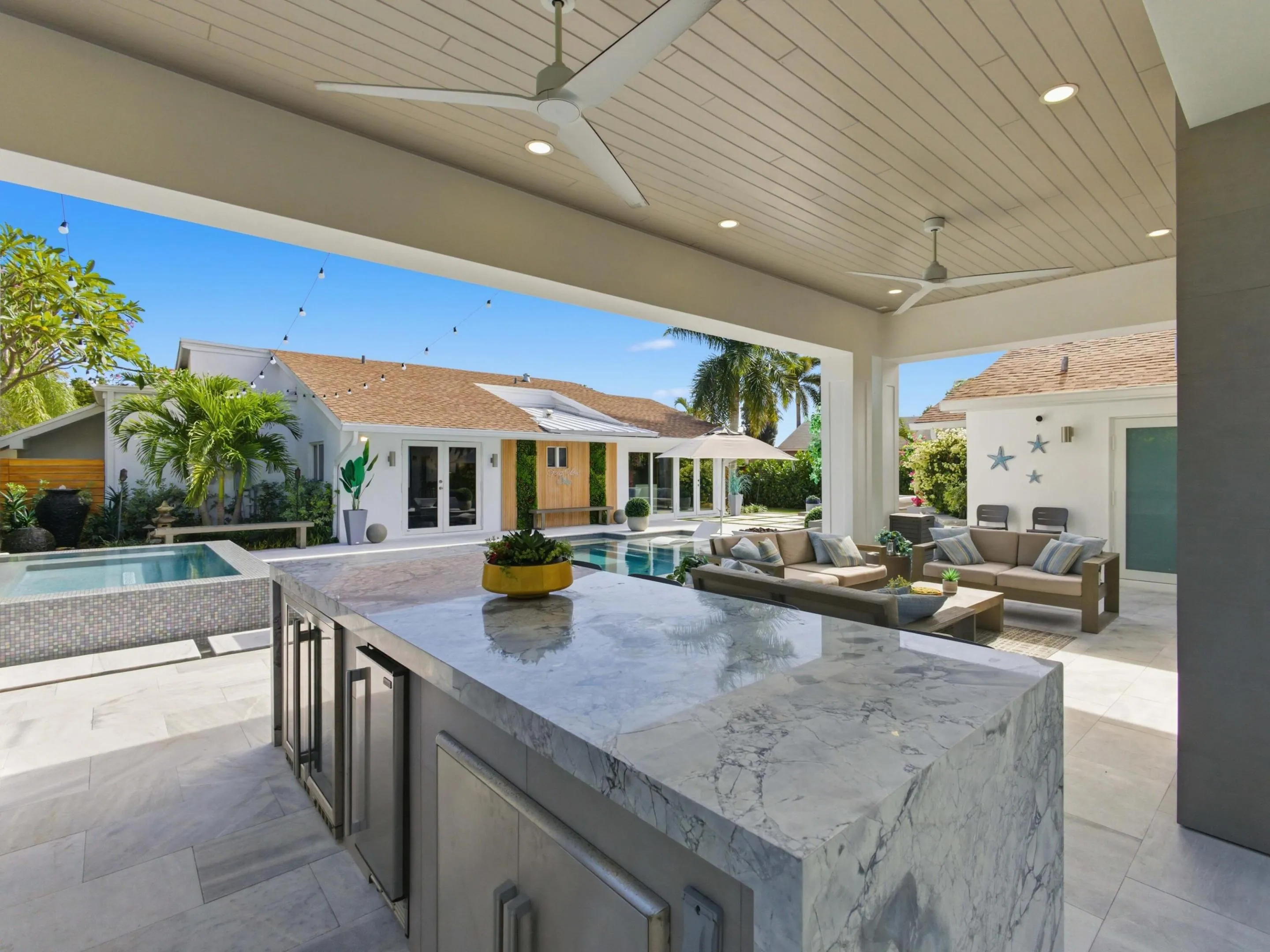 Gazebo Kitchen