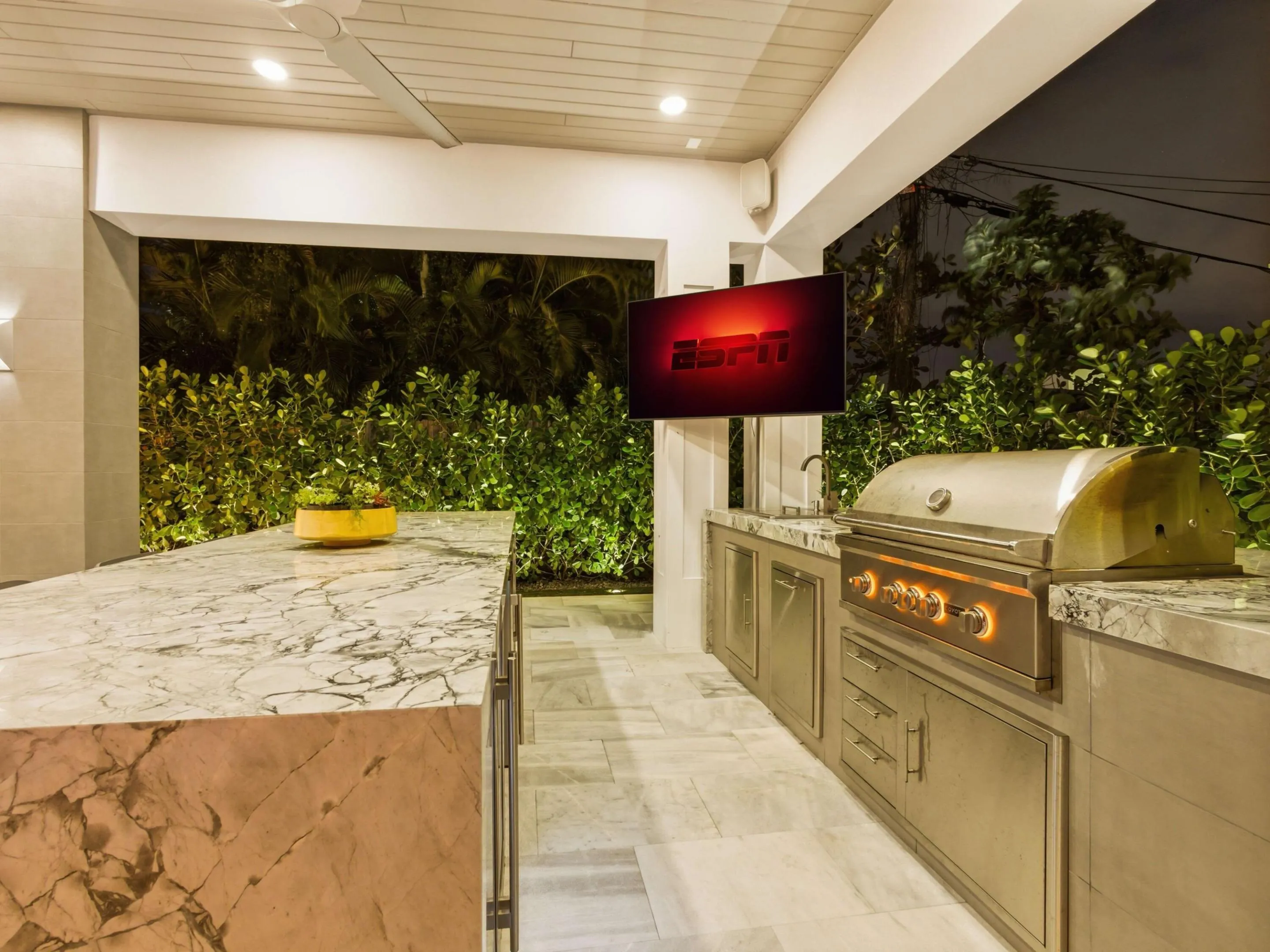 NIght Outdoor Kitchen