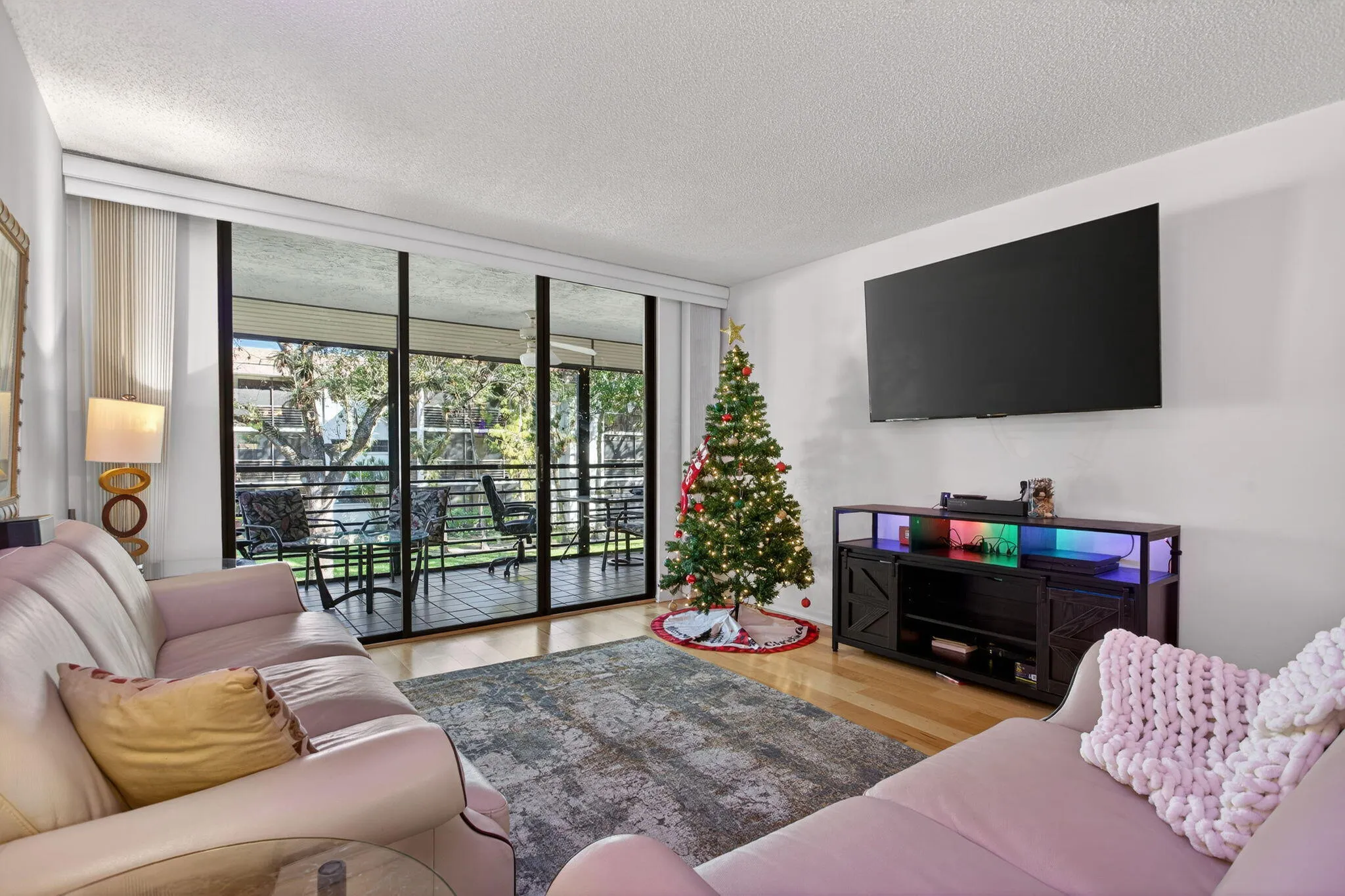 18-web-or-mls-7547a-0234