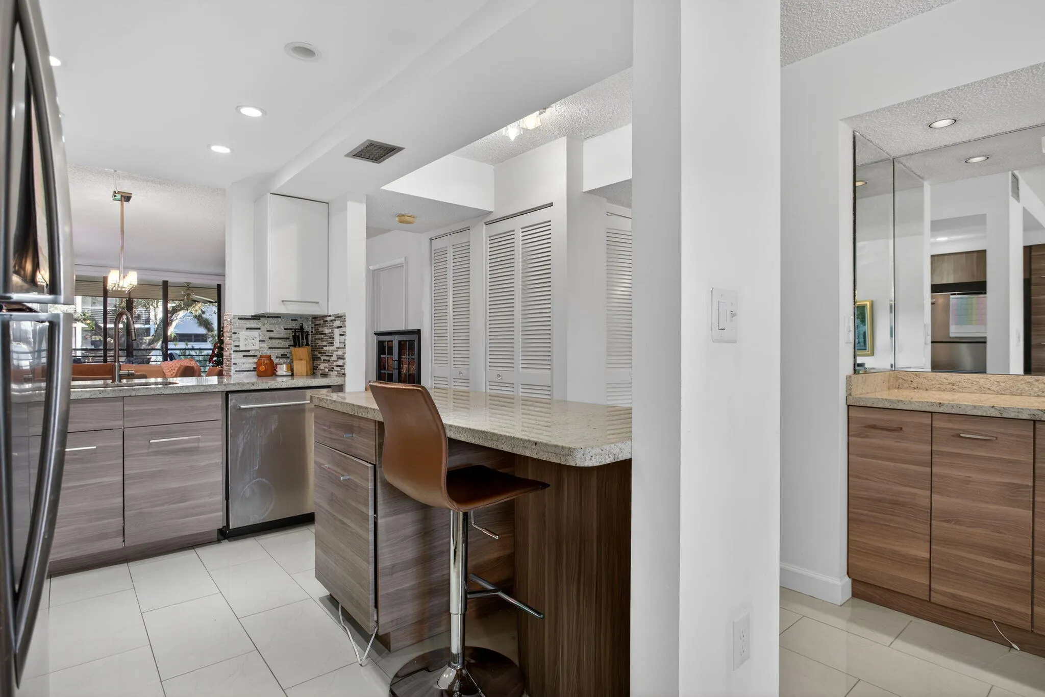 11-web-or-mls-7547a-0181