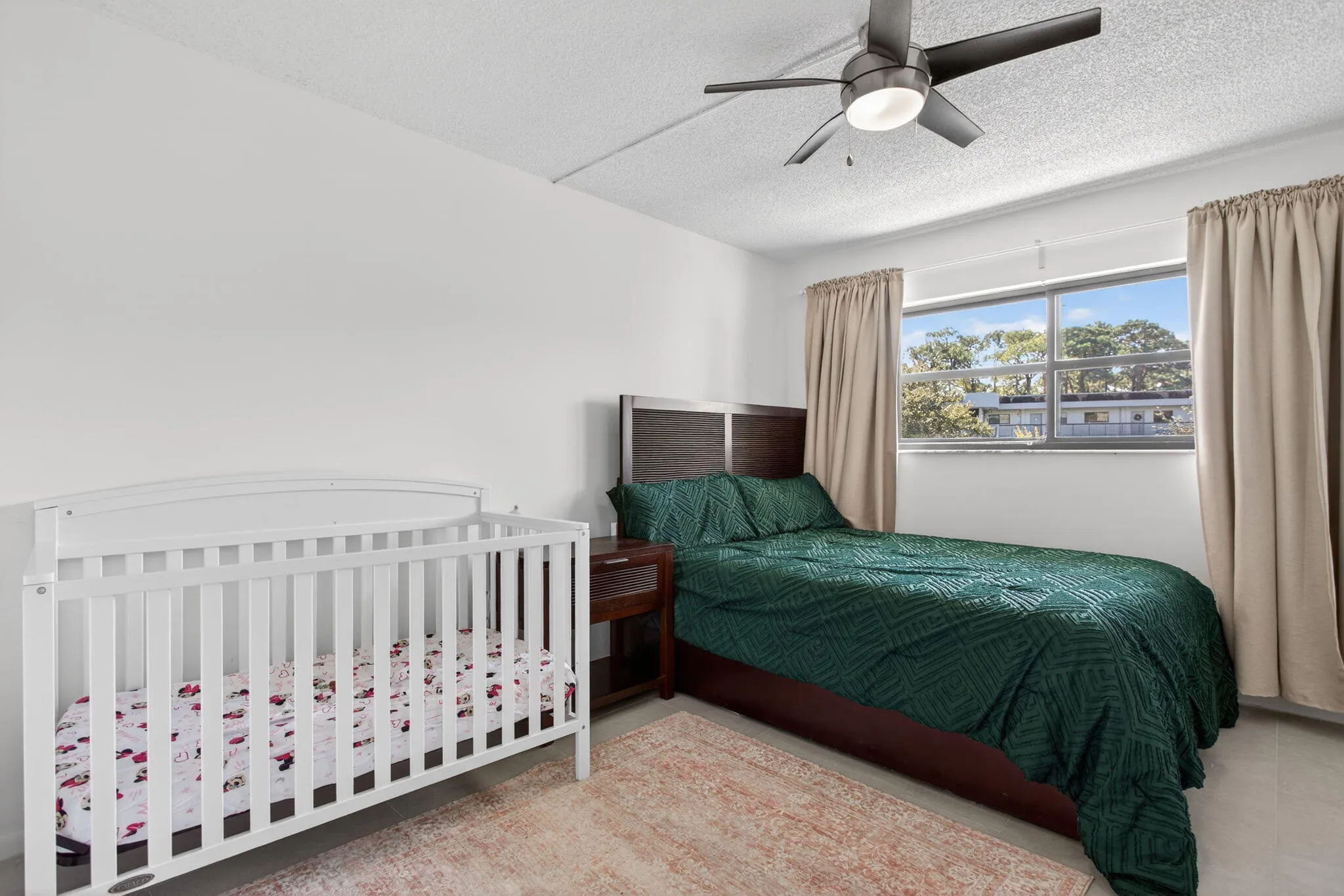 25-web-or-mls-7547a-0275