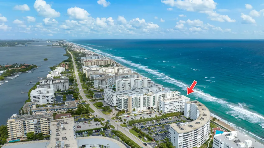 is a Ocean Front Condominium...