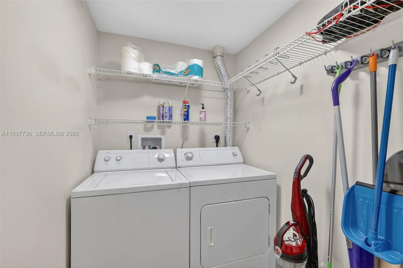Photo 34