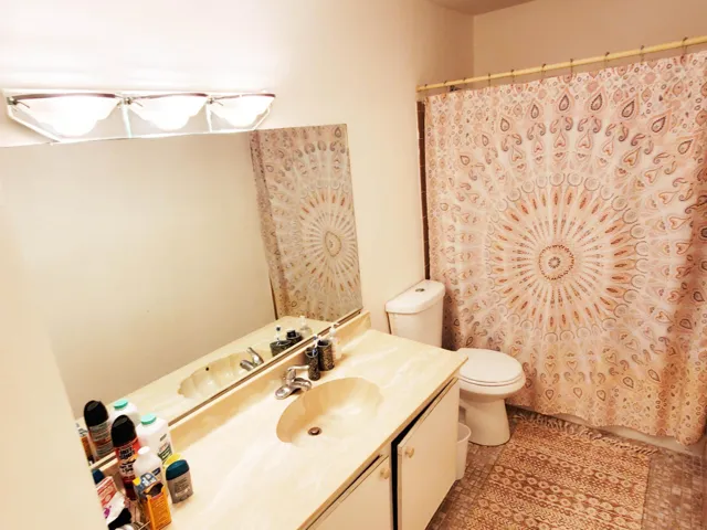 Main Bath (2)
