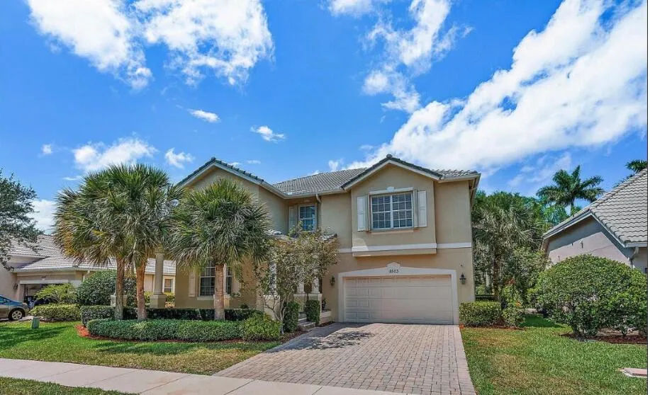 Located in the sought-after Gables Montecito community of Palm Beach Gardens, this beautifully maintained home offers exceptional curb appeal and privacy.