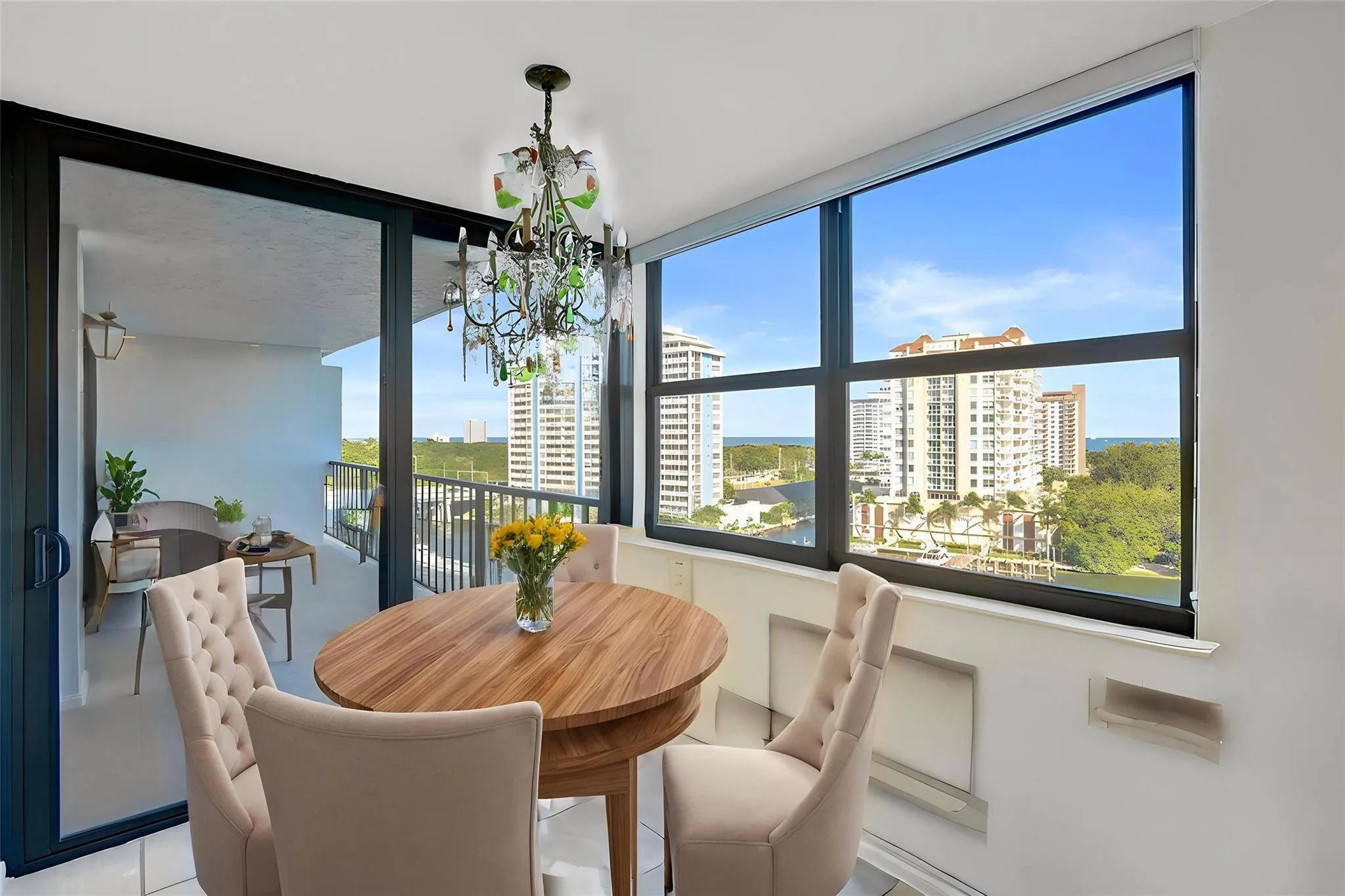 VIRTUALLY STAGED as a breakfast area
