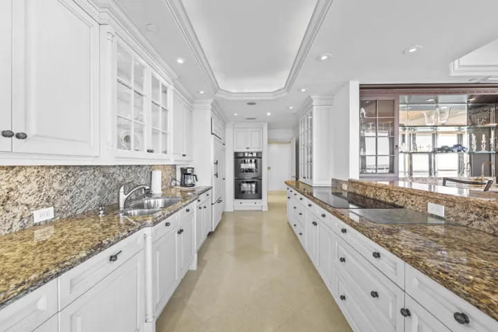 Open kitchen