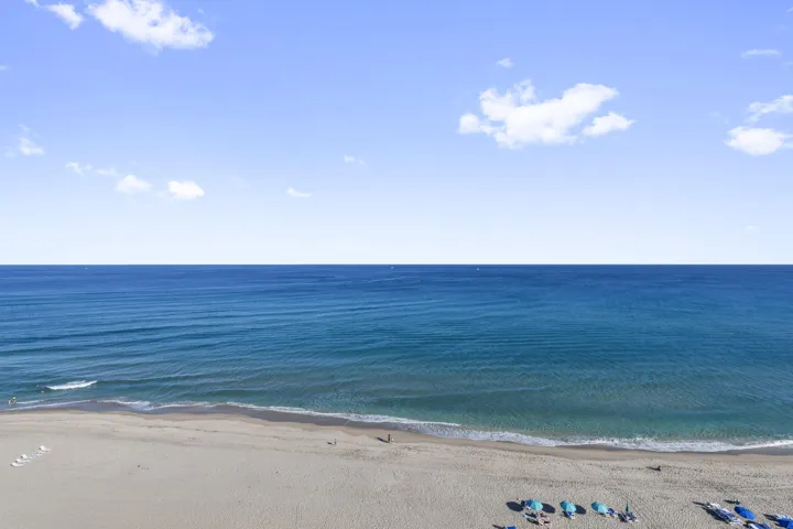 Villa Magna Beach..