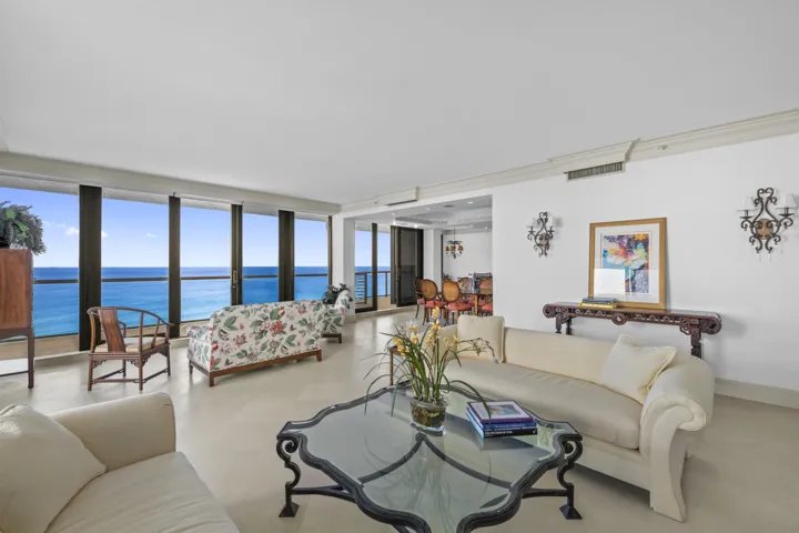 Direct private ocean views - perfect sunrise views