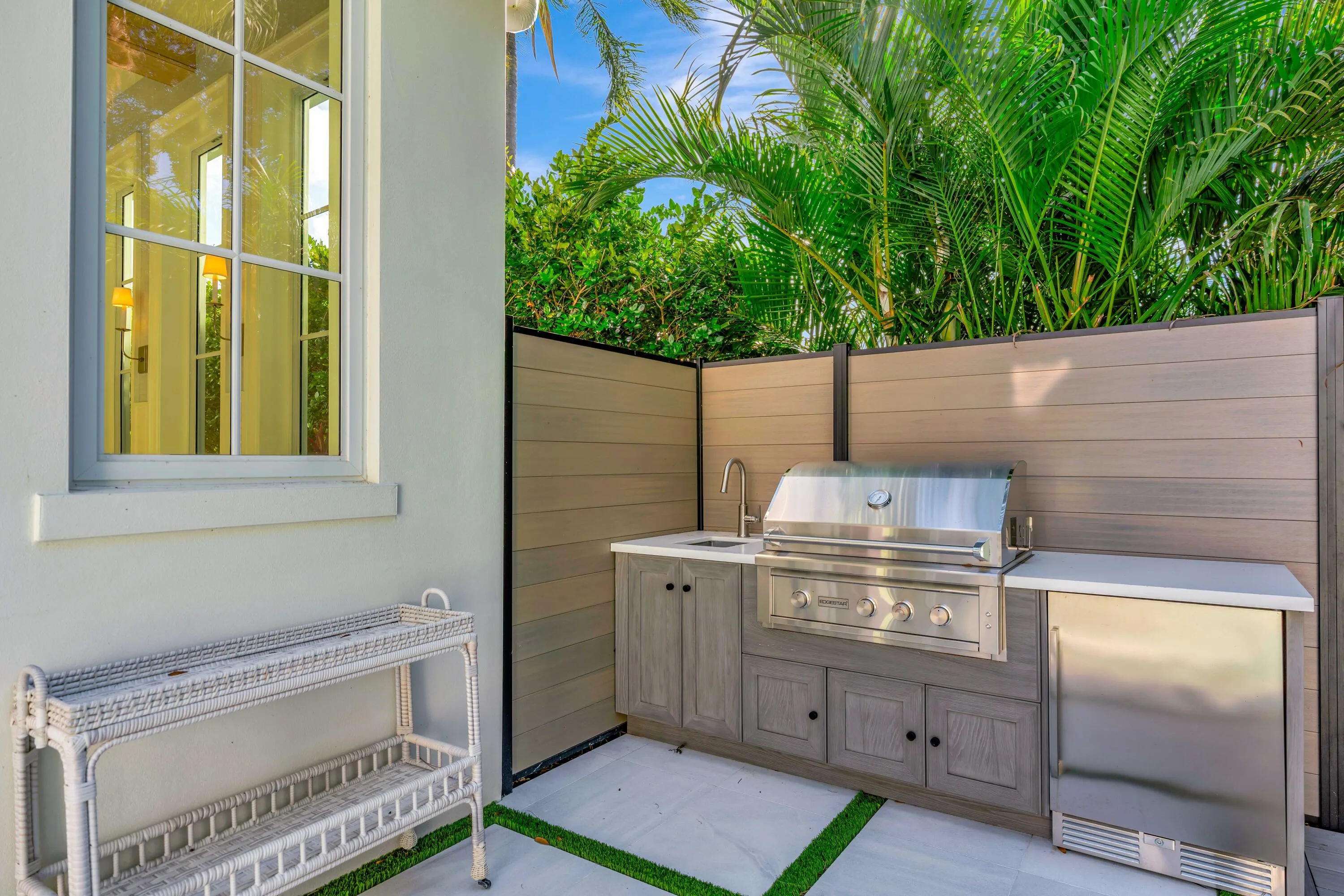 Summer Kitchen