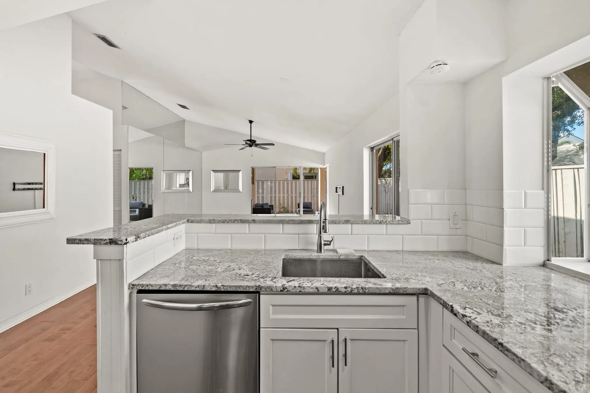 20-web-or-mls-DSC06062