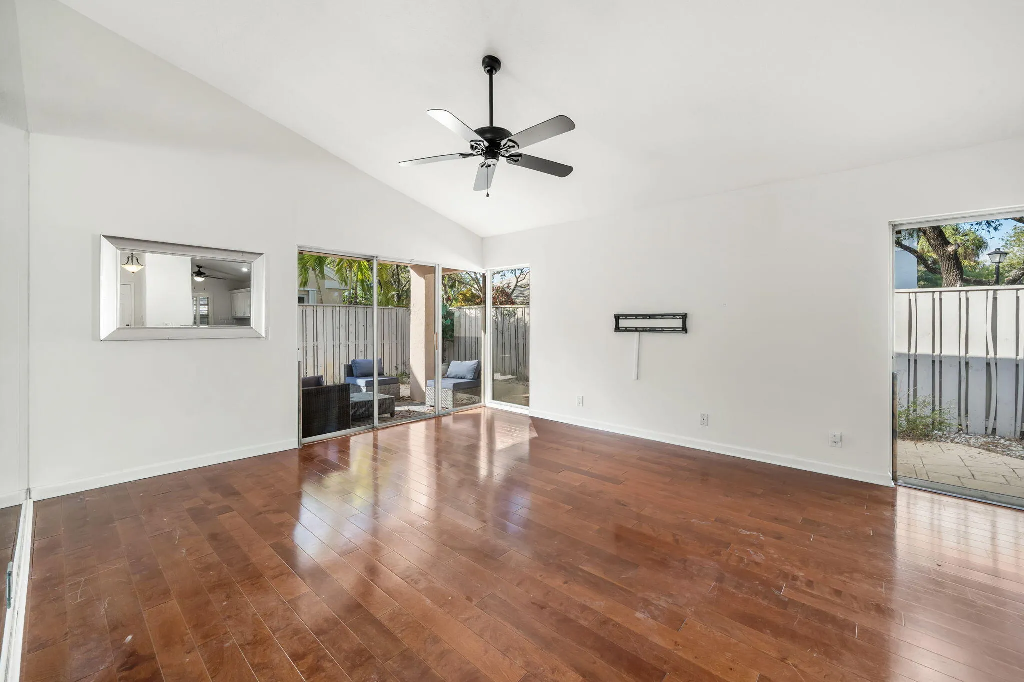 22-web-or-mls-DSC06072