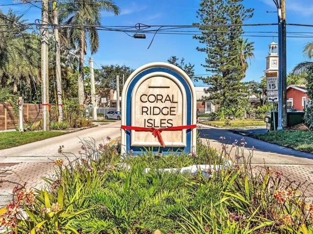 Coral Ridge Entrance