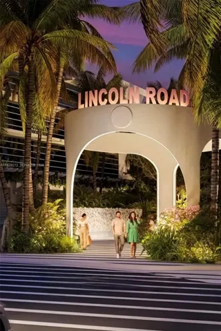 Future of Lincoln Rd coming from the beach