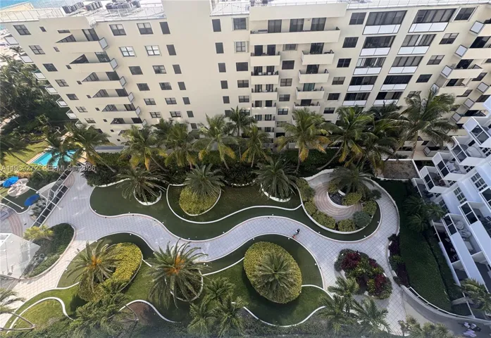 Garden view, upper deck