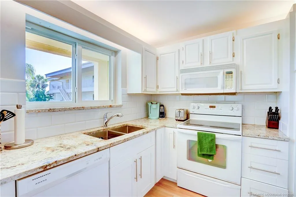 Property photo 46