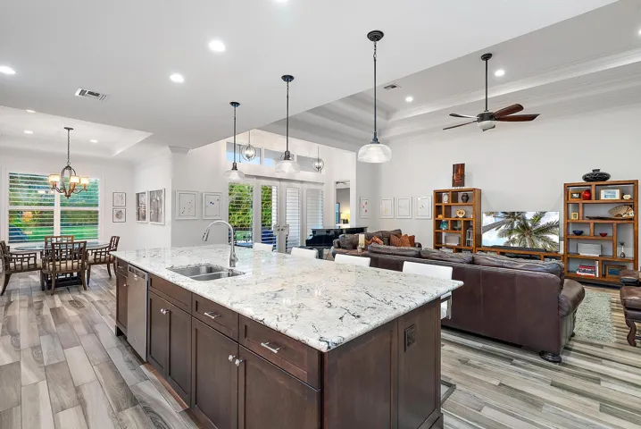 Kitchen​​‌​​​​‌​​‌‌​‌‌​​​‌‌​‌​‌​‌​​​‌​​ island