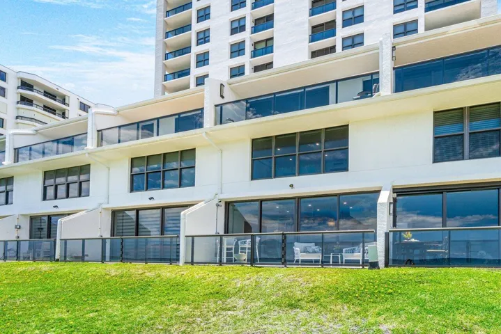 042-3115SouthOceanBoulevard-HighlandBeac
