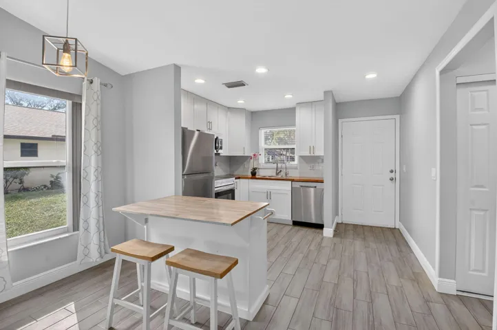 BUTCHER BLOCK COUNTERTOPS