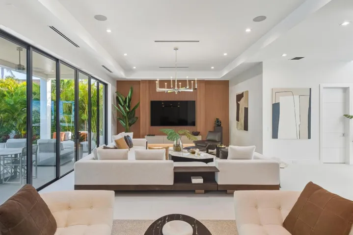450 NE Spanish Ct Boca Raton FL-20