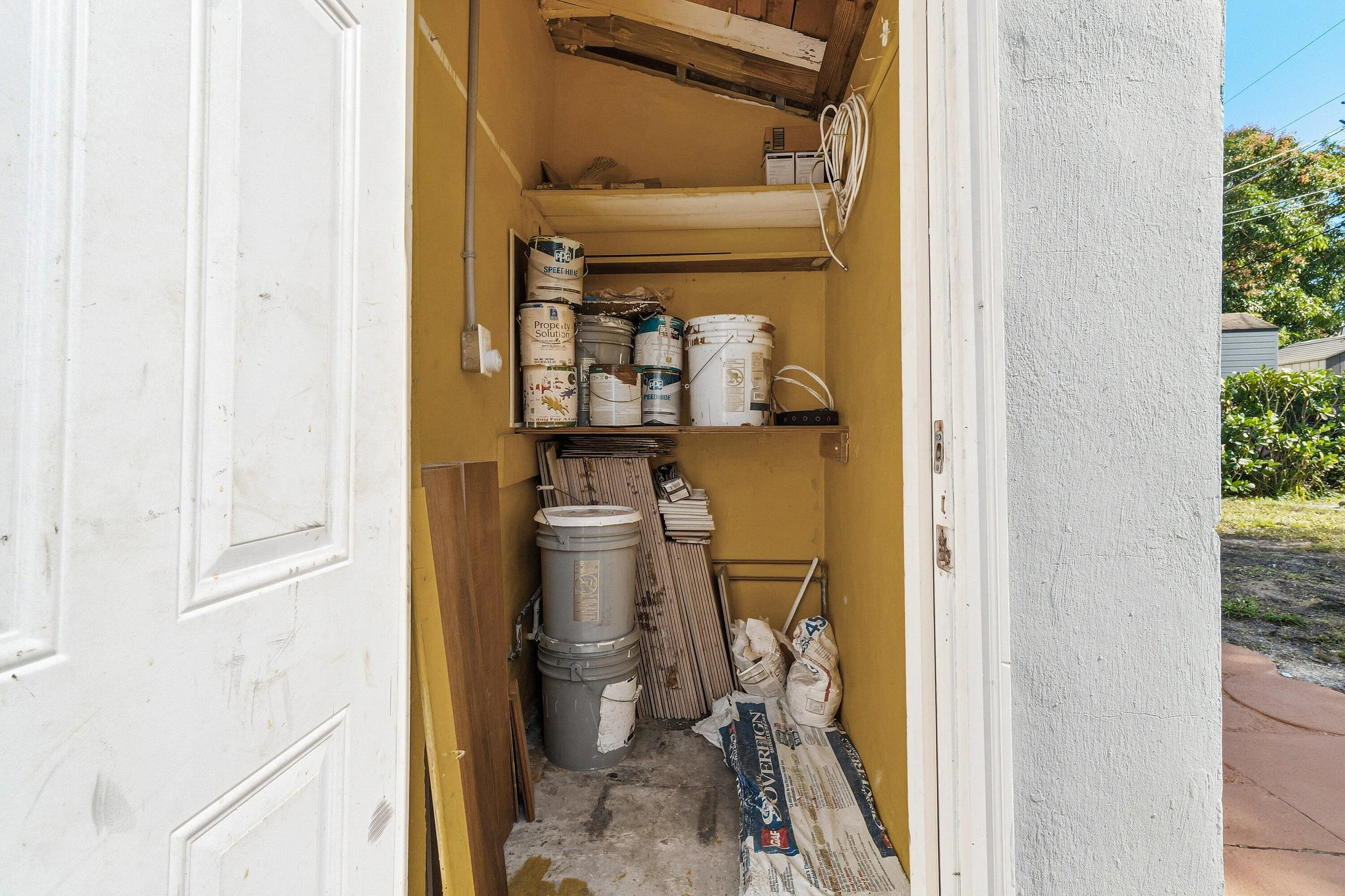 Storage Shed (Attached)