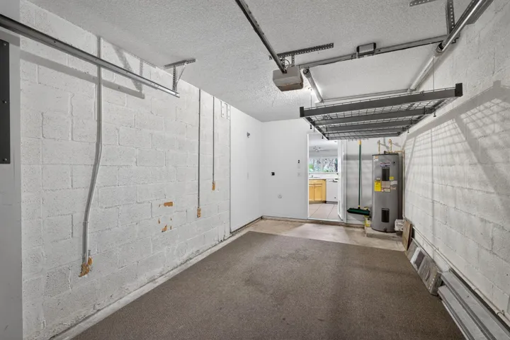 With Storage Lift & Hurricane Rated Door