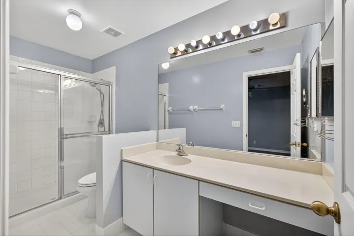 Ensuite