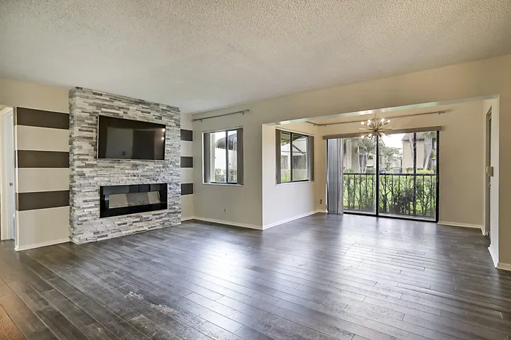 533 Shady Pine Way B1-4