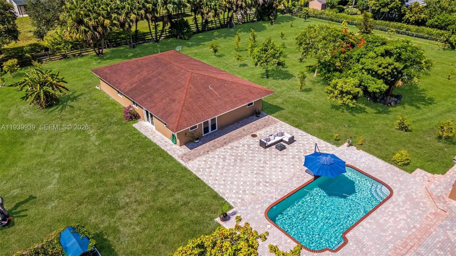 Property photo 37