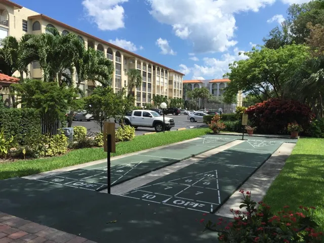 TierraDelMar-Shuffleboard