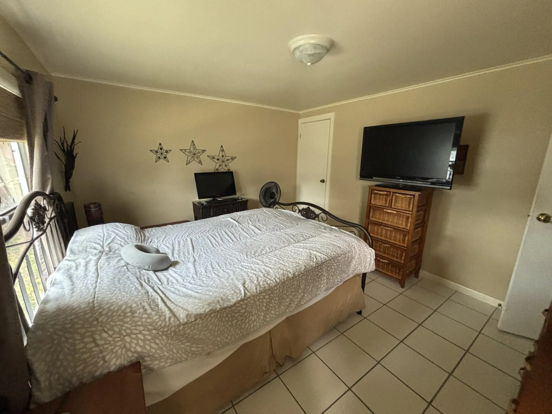 Property photo 25