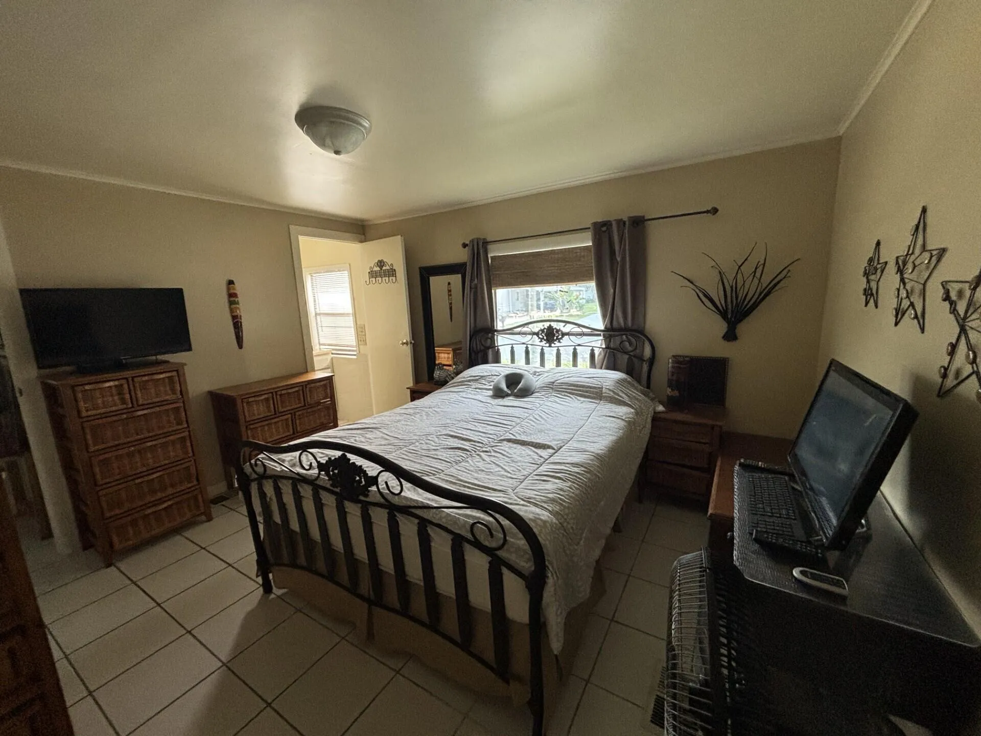 Property photo 24