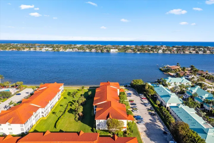 34 - 110 Half Moon Cir - Aerial - Water,