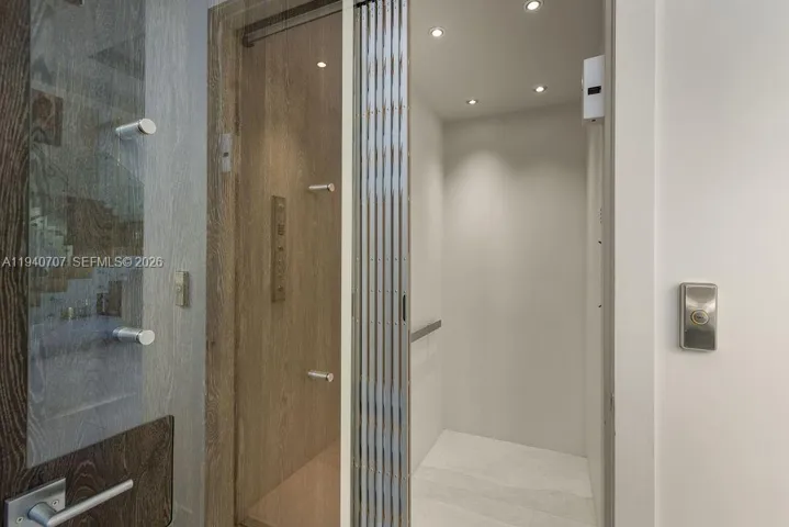 Elevator
