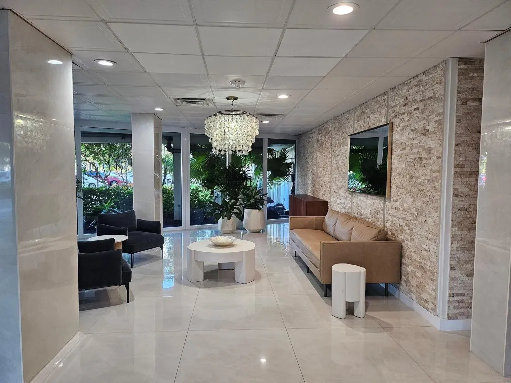 Gorgeous lobby