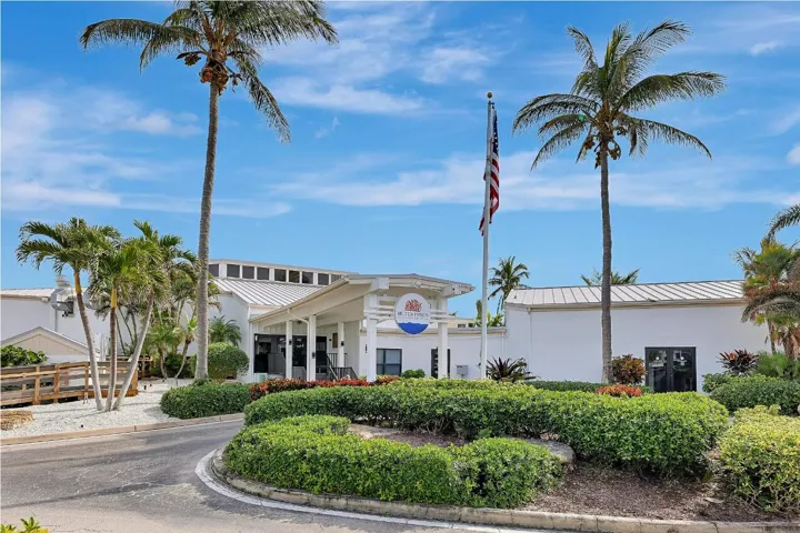 OCEANFRONT RESTAURANT