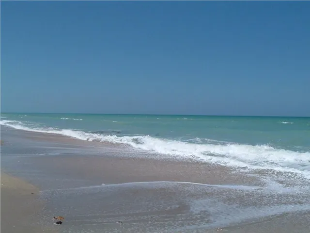 TURQUOISE OCEAN
