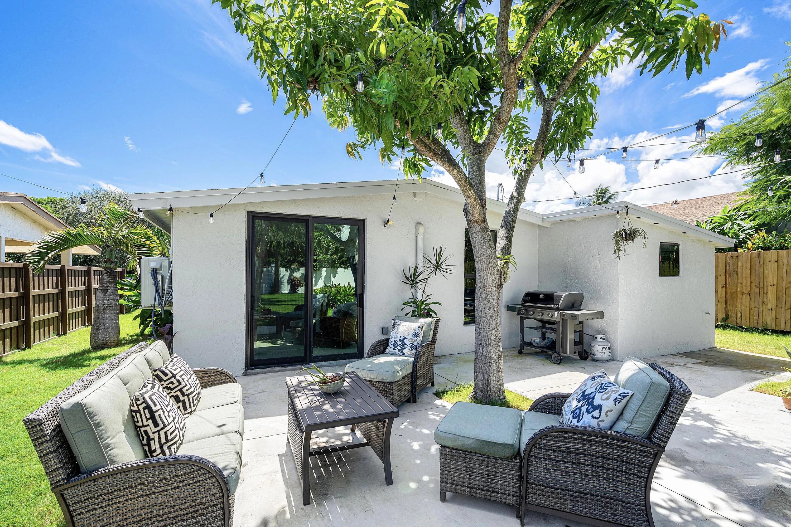 031-363GlouchesterStreet-BocaRaton-FL-33