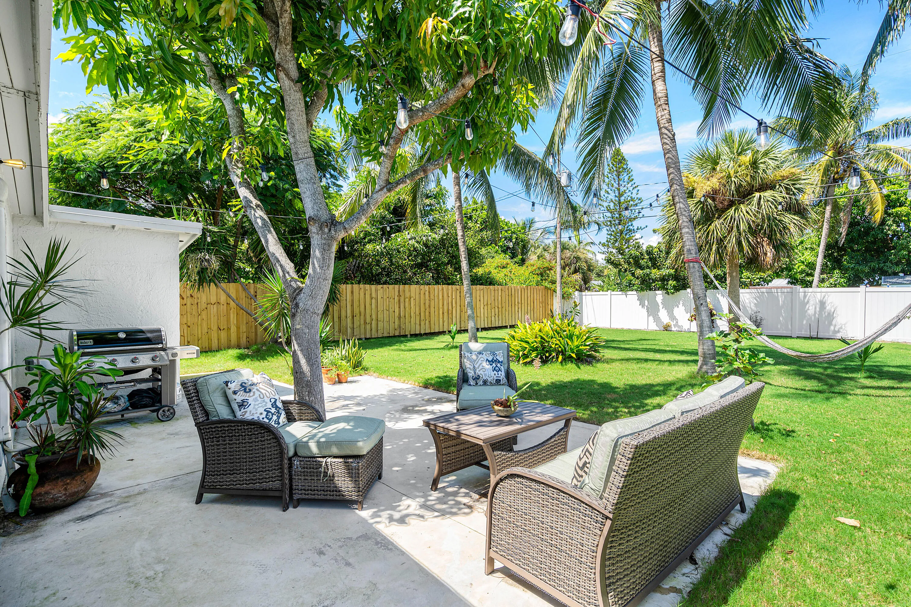 029-363GlouchesterStreet-BocaRaton-FL-33