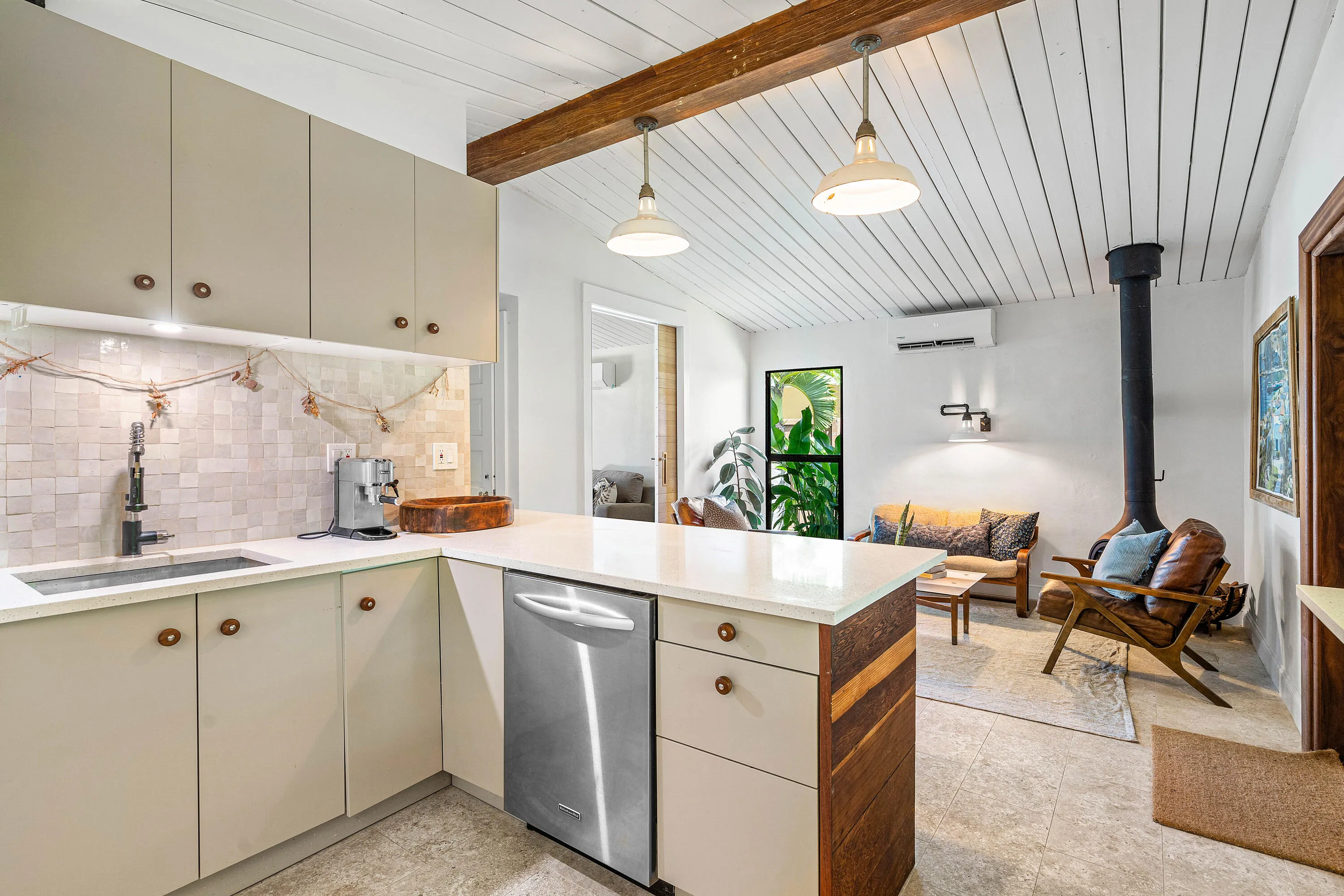 011-363GlouchesterStreet-BocaRaton-FL-33