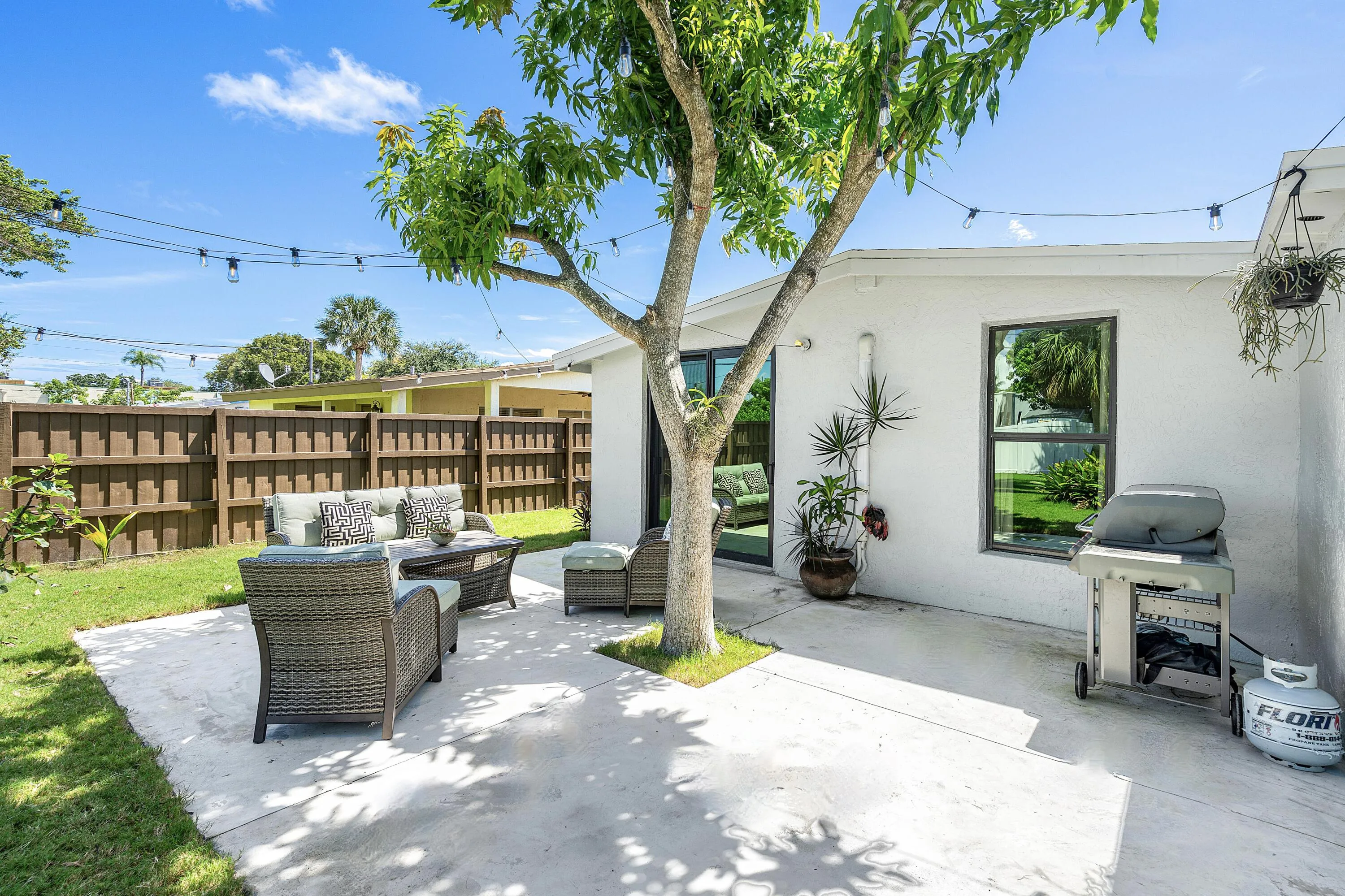 030-363GlouchesterStreet-BocaRaton-FL-33
