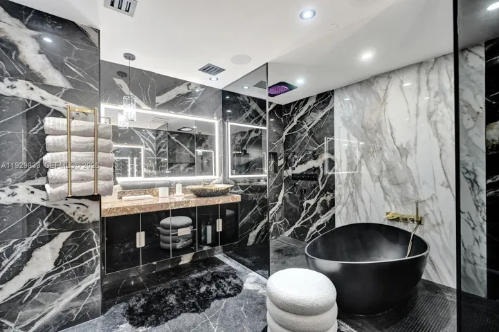 Master Bath