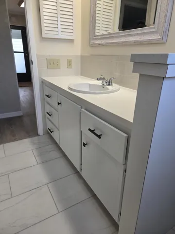 guest bath 2