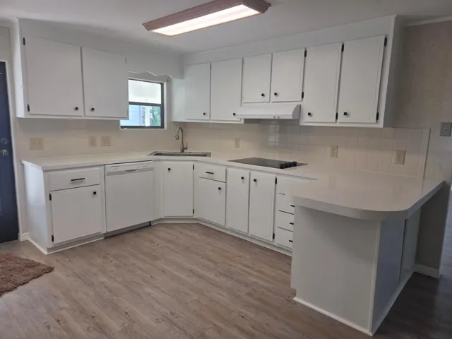 kitchen white 3