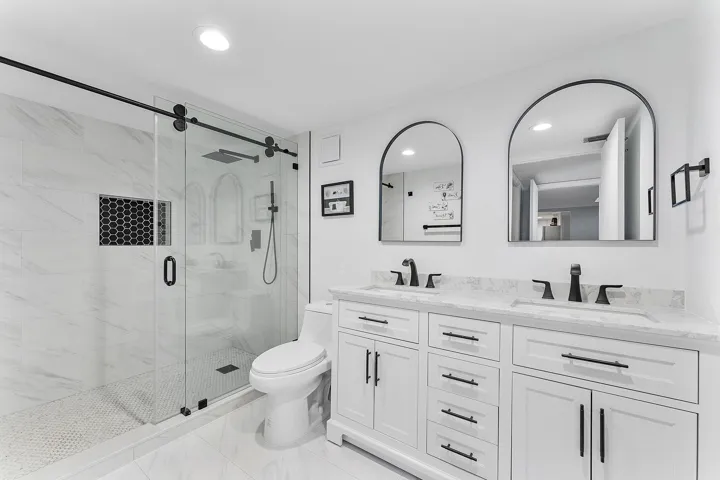 Updated En-suite Bathroom