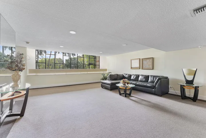 2nd Floor Lobby