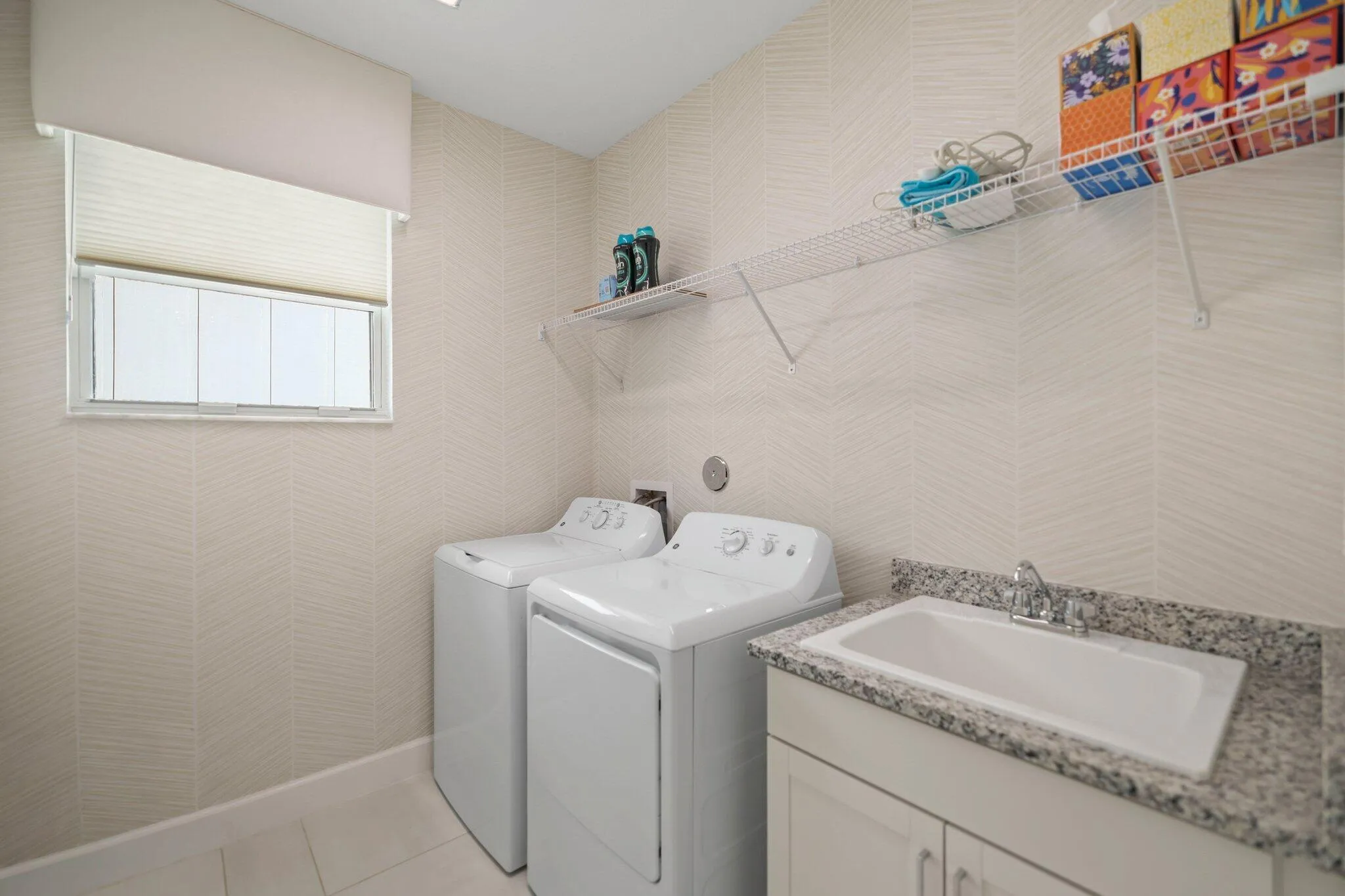 19545 Broad Shore Walk - 48.jpg-SMALL