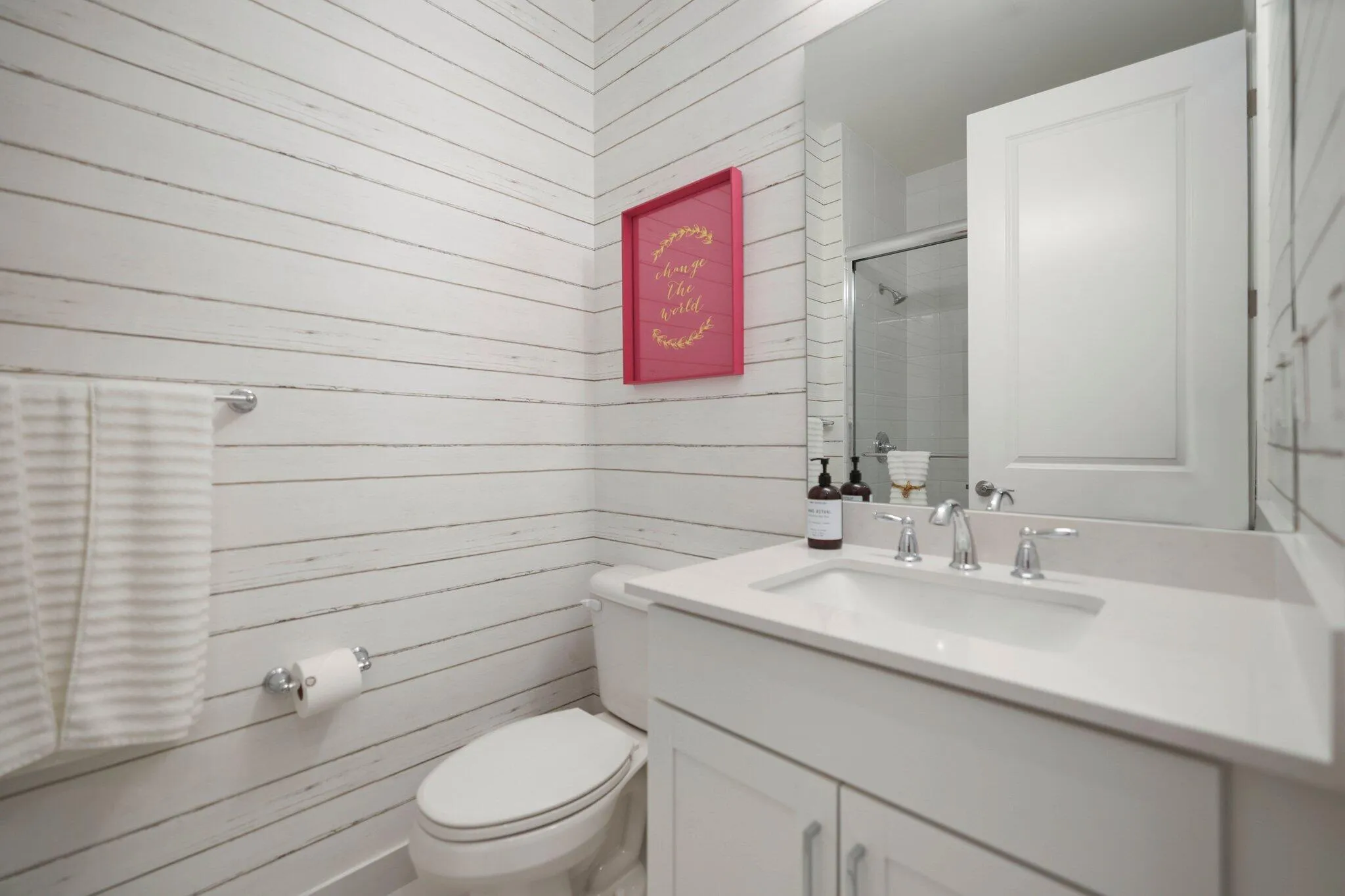 19545 Broad Shore Walk - 46.jpg-SMALL