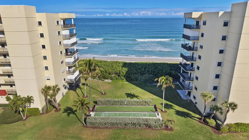 50_sand dollar shores- bocce ball court